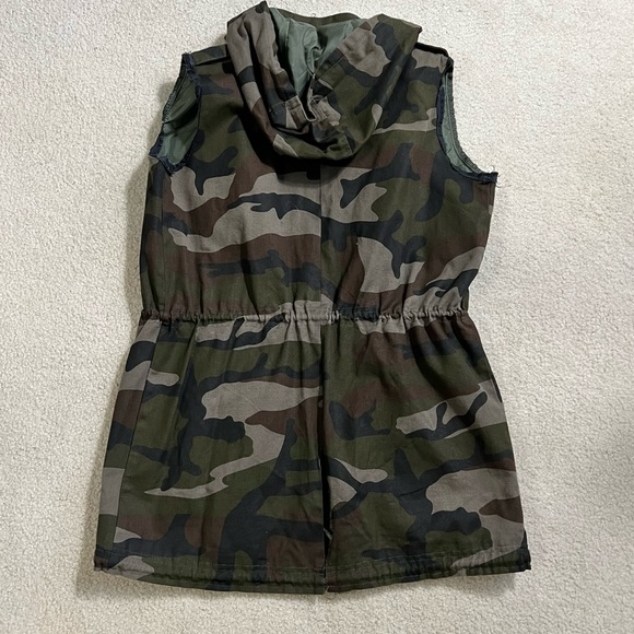 Stussy Camo vest sleeveless jacket XS - Picture 7 of 8